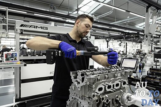 Mercedes-AMG запускает самый мощный четырехцилиндровый двигатель