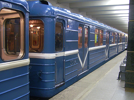 Названия станций на Калужско-Рижской линии метро начали дублировать на английском