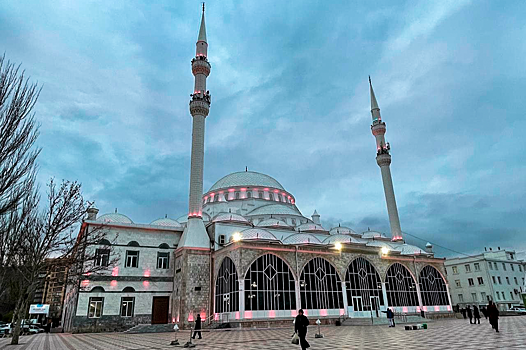 Белая сестра Голубой мечети