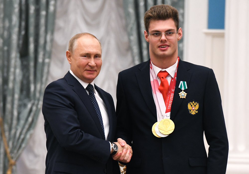 Андрей Николаев пловец