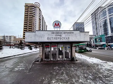 Застройщик передумал строить гостиницу возле станции метро «Октябрьская»