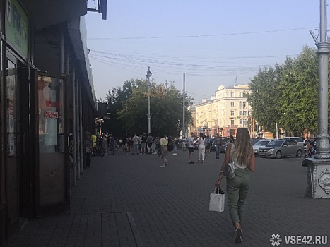 Пожарная тревога сработала в крупном торговом центре Кемерова