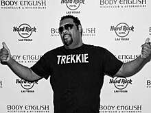 Рэпер Fatman Scoop упал в обморок на концерте в Коннектикуте в США и умер
