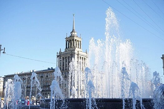 В Петербурге запустили большинство фонтанов