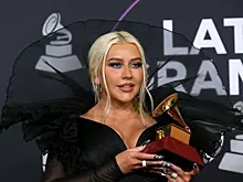 Кристина Агилера поразила присутствовавших нарядами на вручении Grammy в сфере латинской музыки