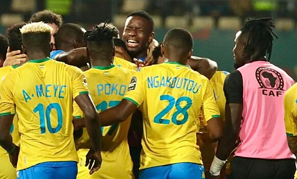 Вратарь Буркина-Фасо эмоционально отпраздновал выход в 1/4 финала Кубка африканских наций