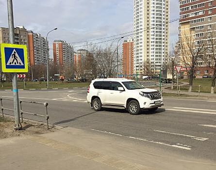 До конца мая дорожную разметку на 2-й Вольской улице обновят