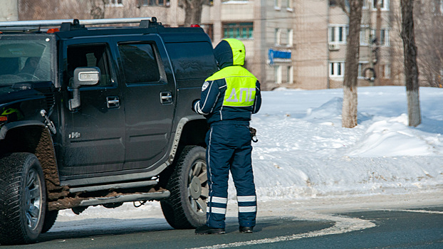 ГИБДД объявила тотальные проверки водителей в выходные 24-25 января