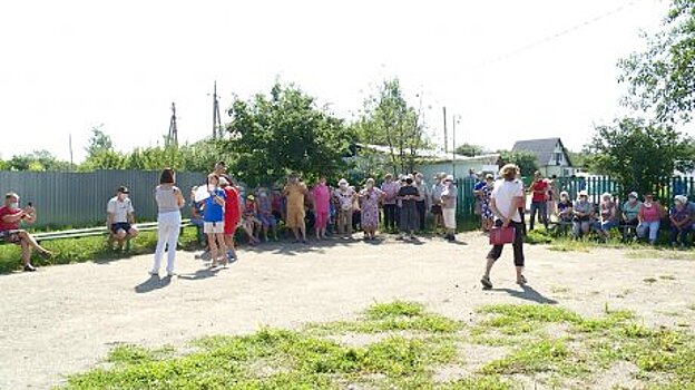 В пензенском СНТ протестующие потребовали ответа у председателя