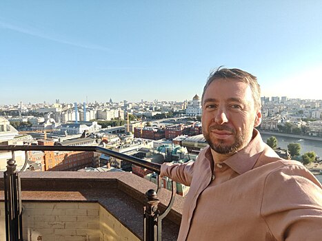 «Скоро на М.Видео можно будет купить одежду»: Владислав Бакальчук собирается утереть нос бывшей жене