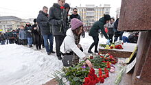В центре Омска прошла акция в память о погибших в Магнитогорске