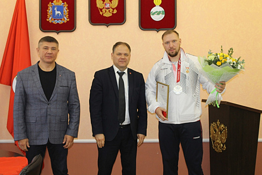 Олимпийскую форму Никиты Прохорова передали в чапаевский музей спорта