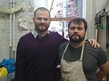 Прикосновенный образ. Омские мастера Минины создают резные иконы