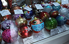 Пользуются ли популярностью у россиян «коронавирусные» новогодние украшения?