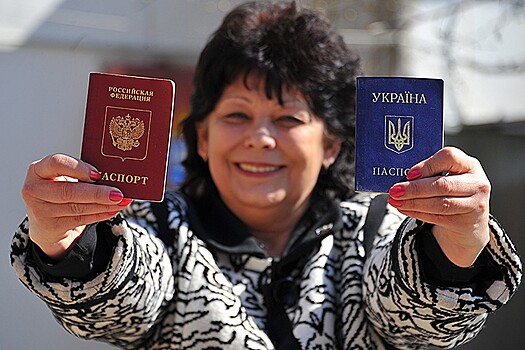 Очередь за паспортами РФ: Киев готовит «удар» по ДНР