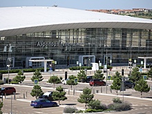 В аэропорту Геленджика час парковки авто оценили в 300 рублей