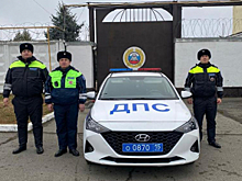 Сотрудники ДПС в Северной Осетии оказали помощь семье, попавшей в ДТП