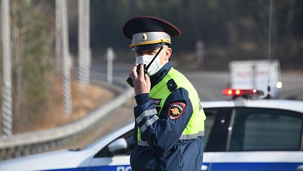 КамАЗ раздавил спорткар Maserati под Москвой