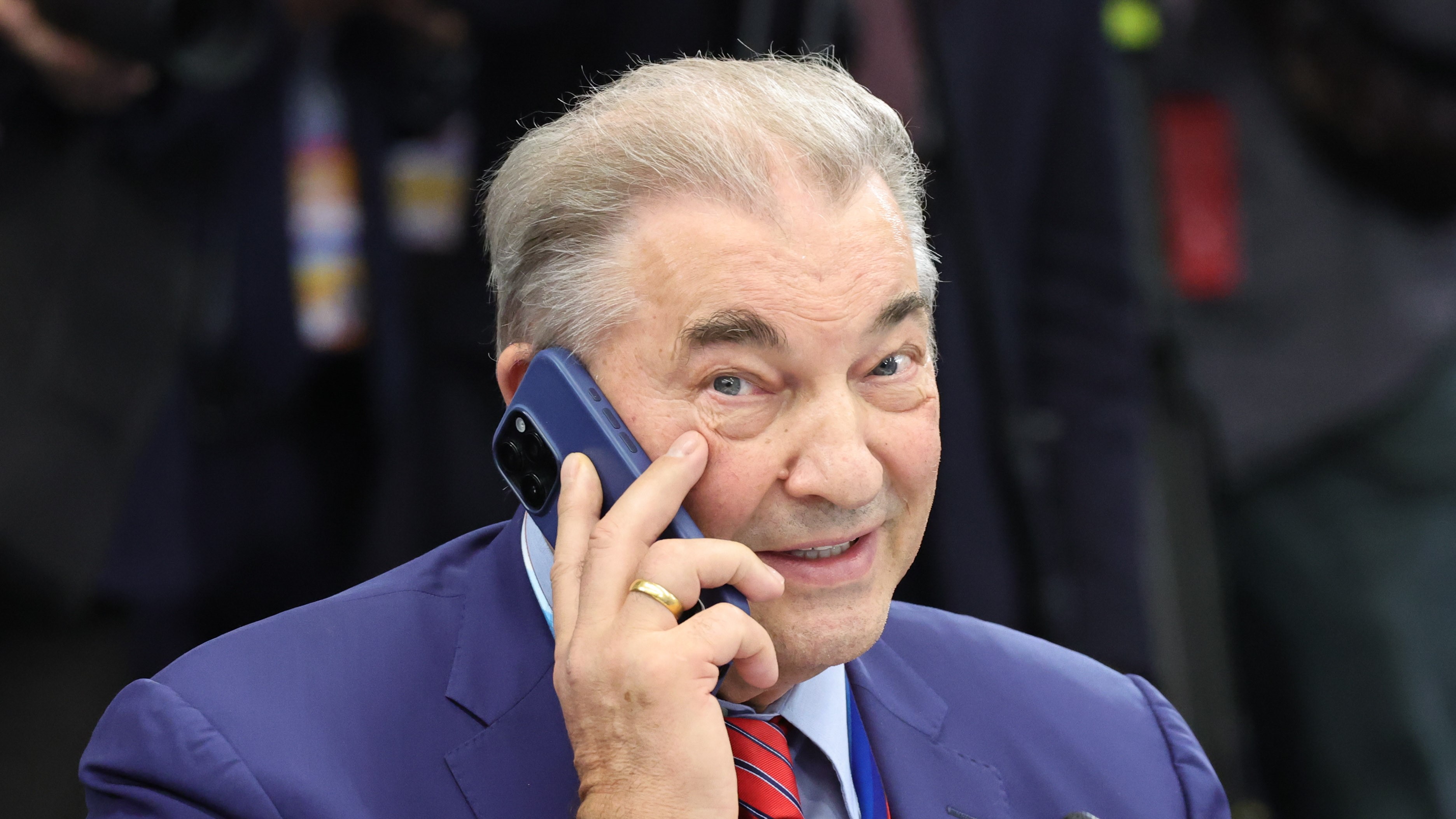 Третьяк о главном спортсмене России: "Сафонов - отличный парень, но Овечкина он не обгонит. Александр впереди по достижениям в сборной, и он побил вечный рекорд Гретцки".