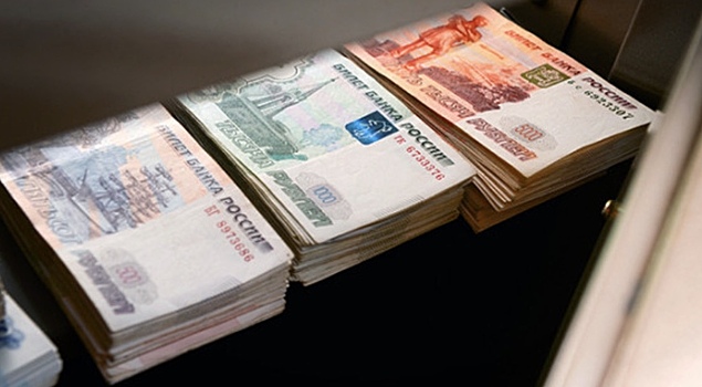 Эксперт объяснил, почему банки сейчас поднимают ставки по вкладам