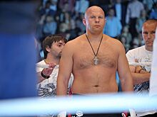 «Болею за великого». Камерунский футболист поддержал Фёдора Емельяненко перед боем