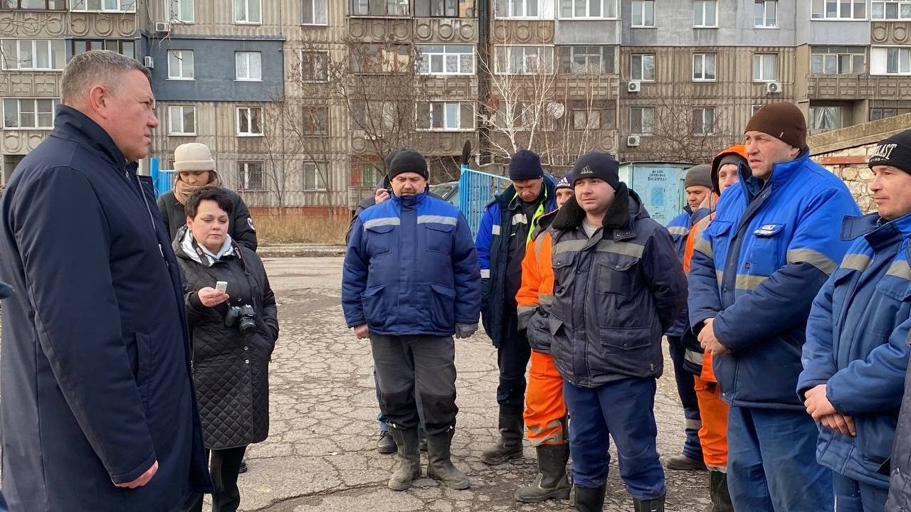 На 80 адресах в Алчевске восстановили коммуникации вологодские специалисты