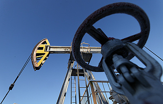 Казахстан поддержал решение ОПЕК+ о постепенном увеличении добычи нефти