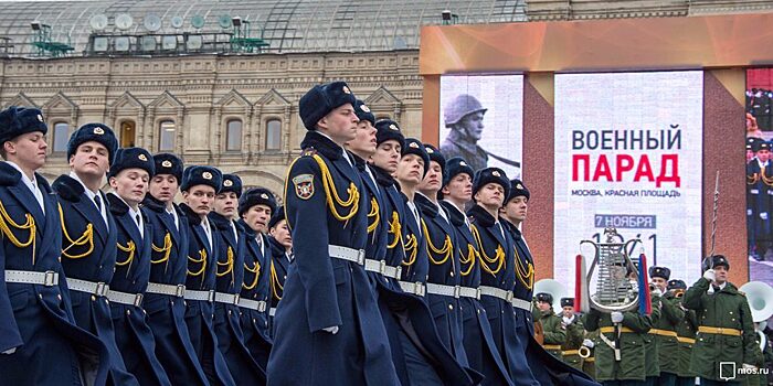 Роман Щербаков представил Лосиноостровский район на марше в честь 76-й годовщины парада 1941 года