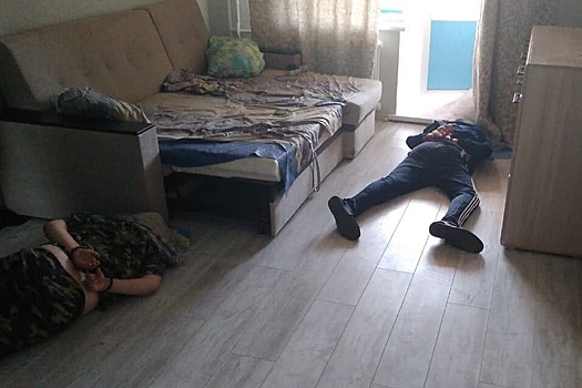 В Томске полиция задержала четырех наркодилеров