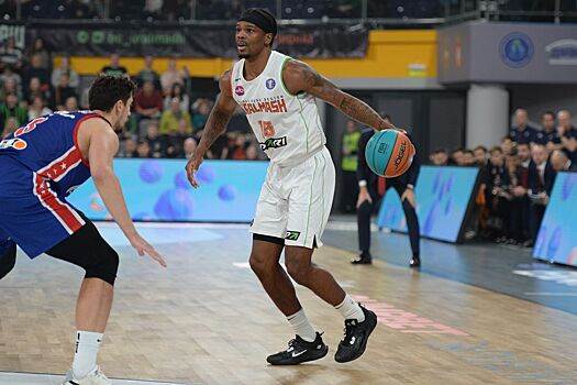 Американский игрок «Уралмаша» Даглас успешно перенёс операцию на стопе