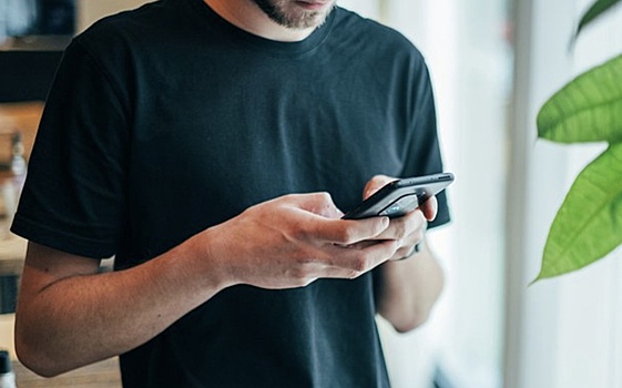 Назван оптимальный срок замены смартфона