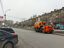 Власти Новосибирска будут эвакуировать самокаты, оставленные в неположенных местах