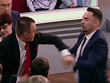 Польский журналист получил по лицу в студии российского ТВ