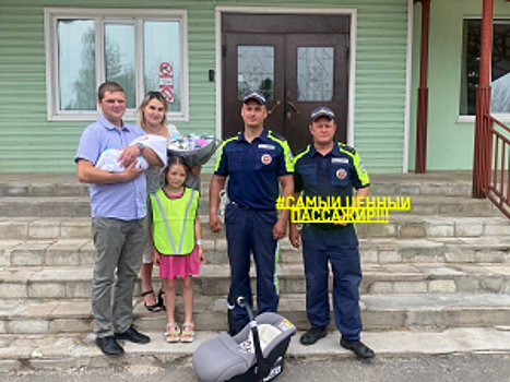 В Подмосковье сотрудники Госавтоинспекции сопроводили машину с беременной женщиной до перинатального центра