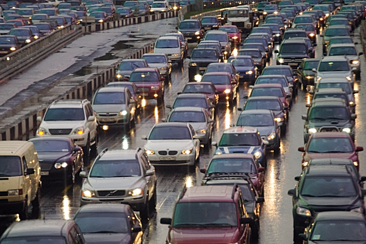 Полтавченко: петербуржцы и участники ПМЭФ выиграли от переезда форума на новую площадку