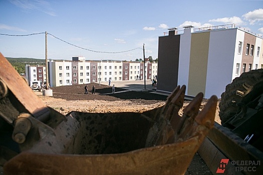 В Черногорске лихач протаранил ковш экскаватора