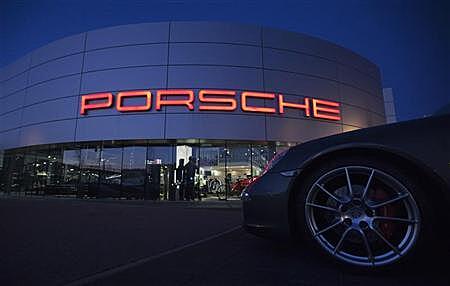 В Украине резко вырос спрос на Porsche и Lexus