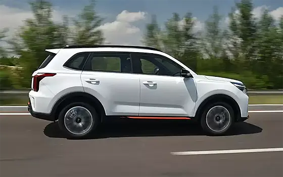 В Россию привезли новые Kia Sportage R дешевле «обычных»