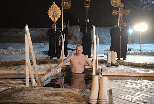 Не только Путин: самые закаленные российские знаменитости, которые купаются в ледяной проруби