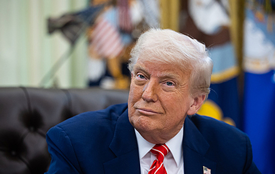 Профессор Лузянин: Трампу выгодно дистанцироваться от террористического киевского режима