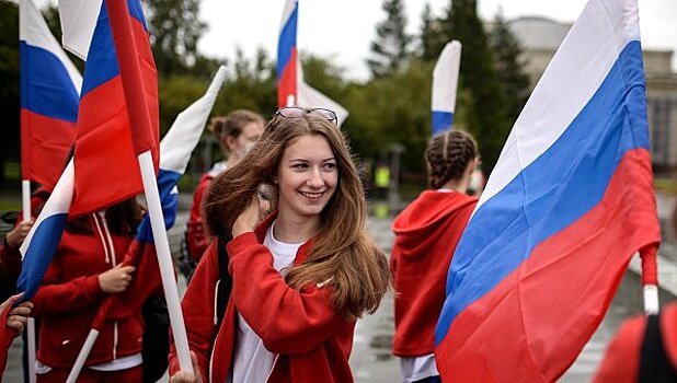 Большинство россиян плохо относятся к Турции