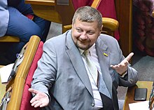 Экс-депутат Рады назвал причину затягивания отставки Залужного
