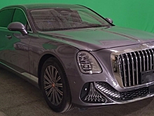Появились первые фото элитного Hongqi L1