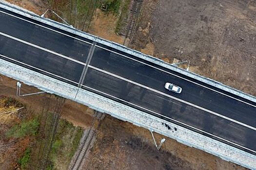 Сергей Собянин открыл движение по новому путепроводу на Южнопортовой улице