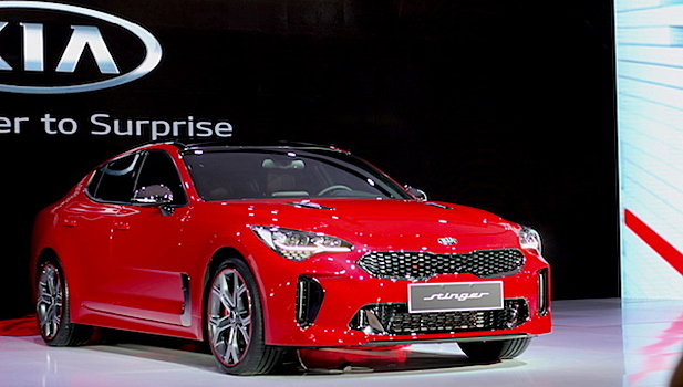 Стали известны технические характеристики Kia Stinger для России