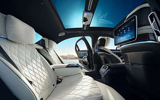 Mercedes-Benz представил флагманский S-Class 2025: чем отличается от прошлой версии?