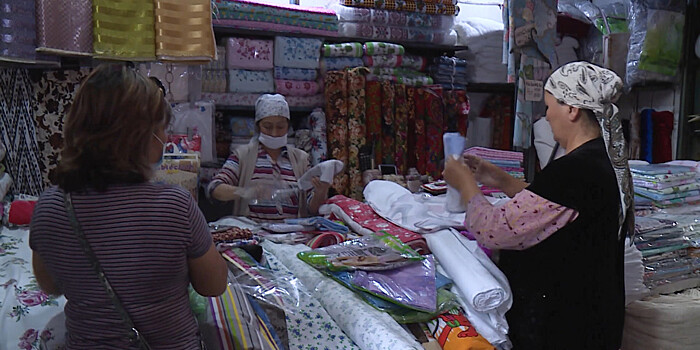 В Бишкеке заработали вещевые рынки