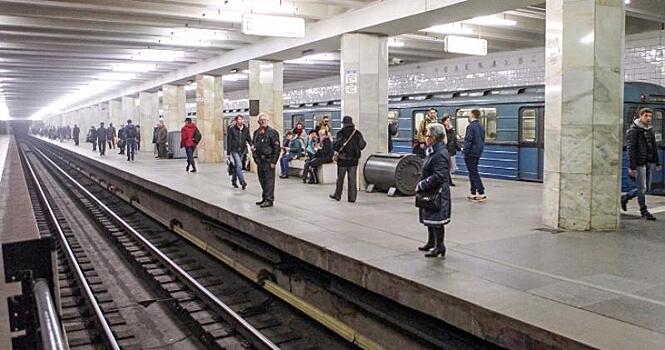 Западный вестибюль станции метро «Полежаевская» закрыли по техпричинам