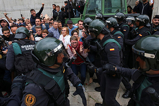 Названо число пострадавших в Каталонии при стычках с полицией