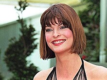 Линда Евангелиста: за что супермодель прозвали «хамелеоном» и как она выглядит в 56 лет